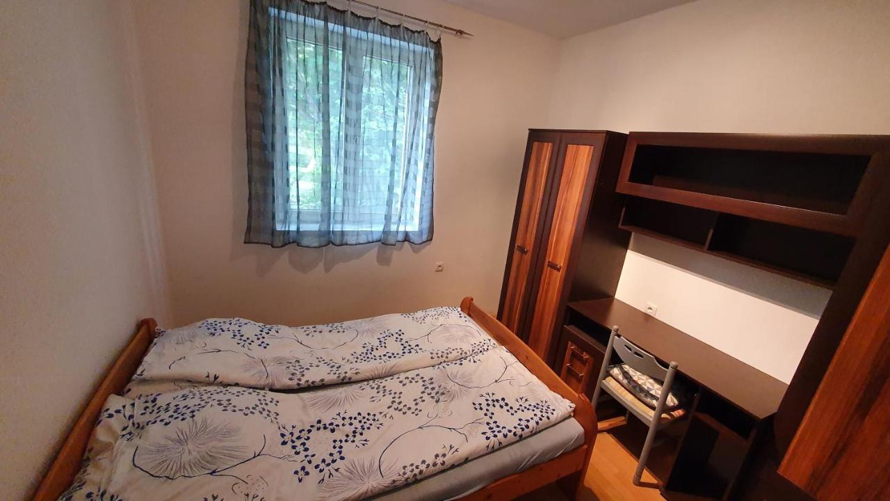 Aron Apartman バダチョニトマイ エクステリア 写真