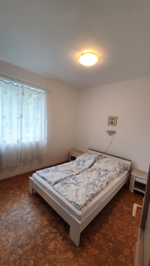 Aron Apartman バダチョニトマイ エクステリア 写真